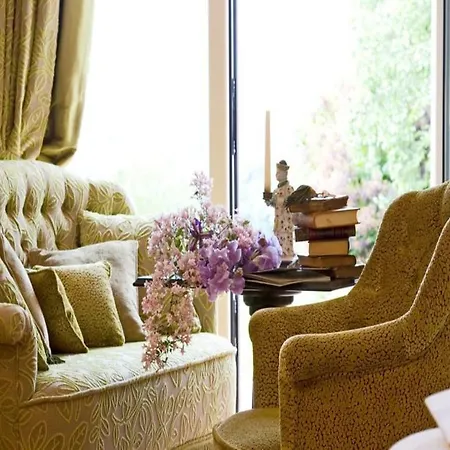 Hotel Le Royal Champagne